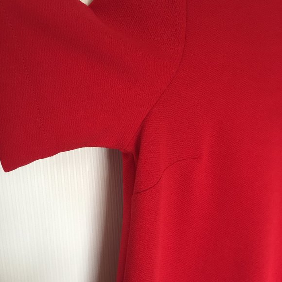 NWOT Mandee Short Sleeve High-Low Top /Red /S - Picture 5 of 9